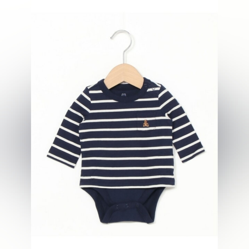 ✨3/$16✨GAP Striped Bodysuit